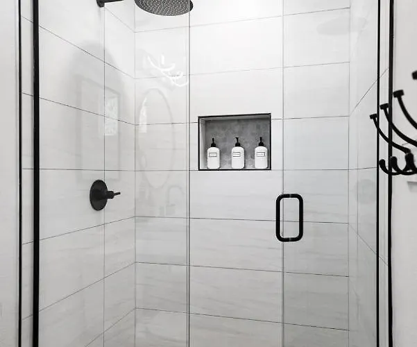Modern With Pool Near Asu & Scottsdale Holiday home *